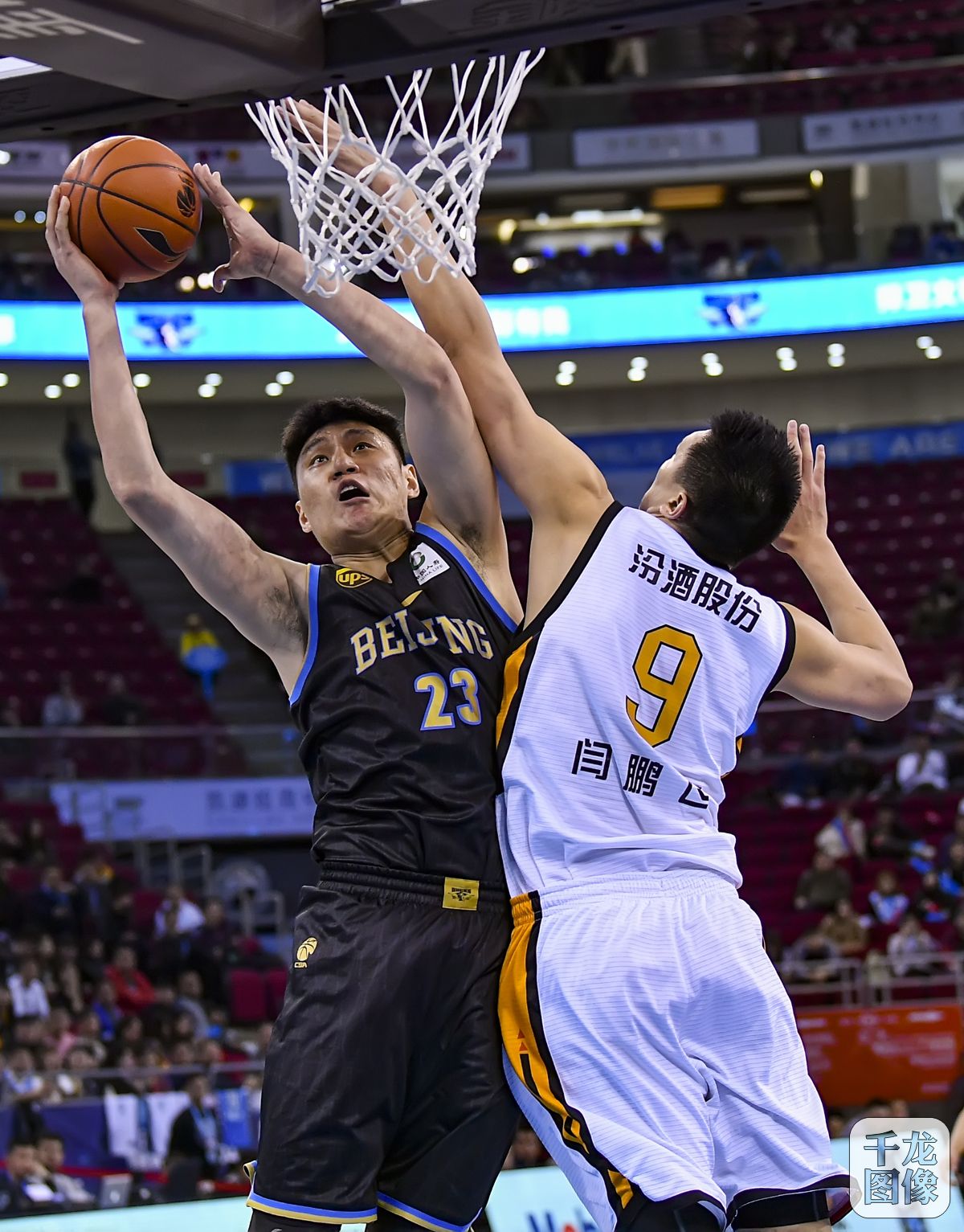 居巨星榜首 居巨星榜首